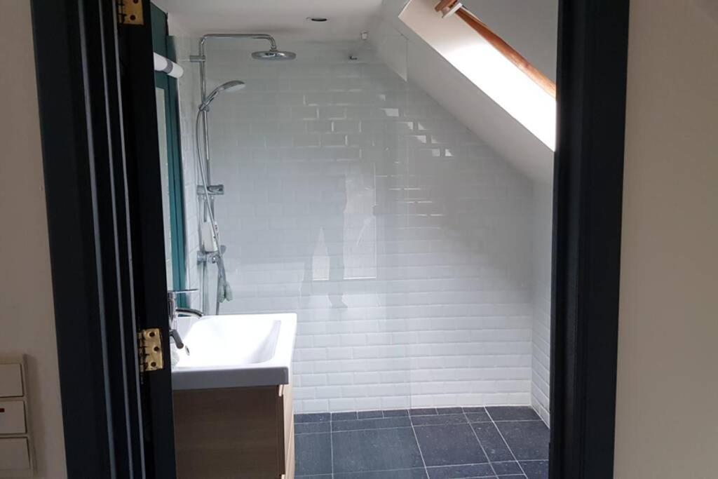 Appartement Isole, 1 Chambre Avec Terrasse Privee Ramillies Exterior foto